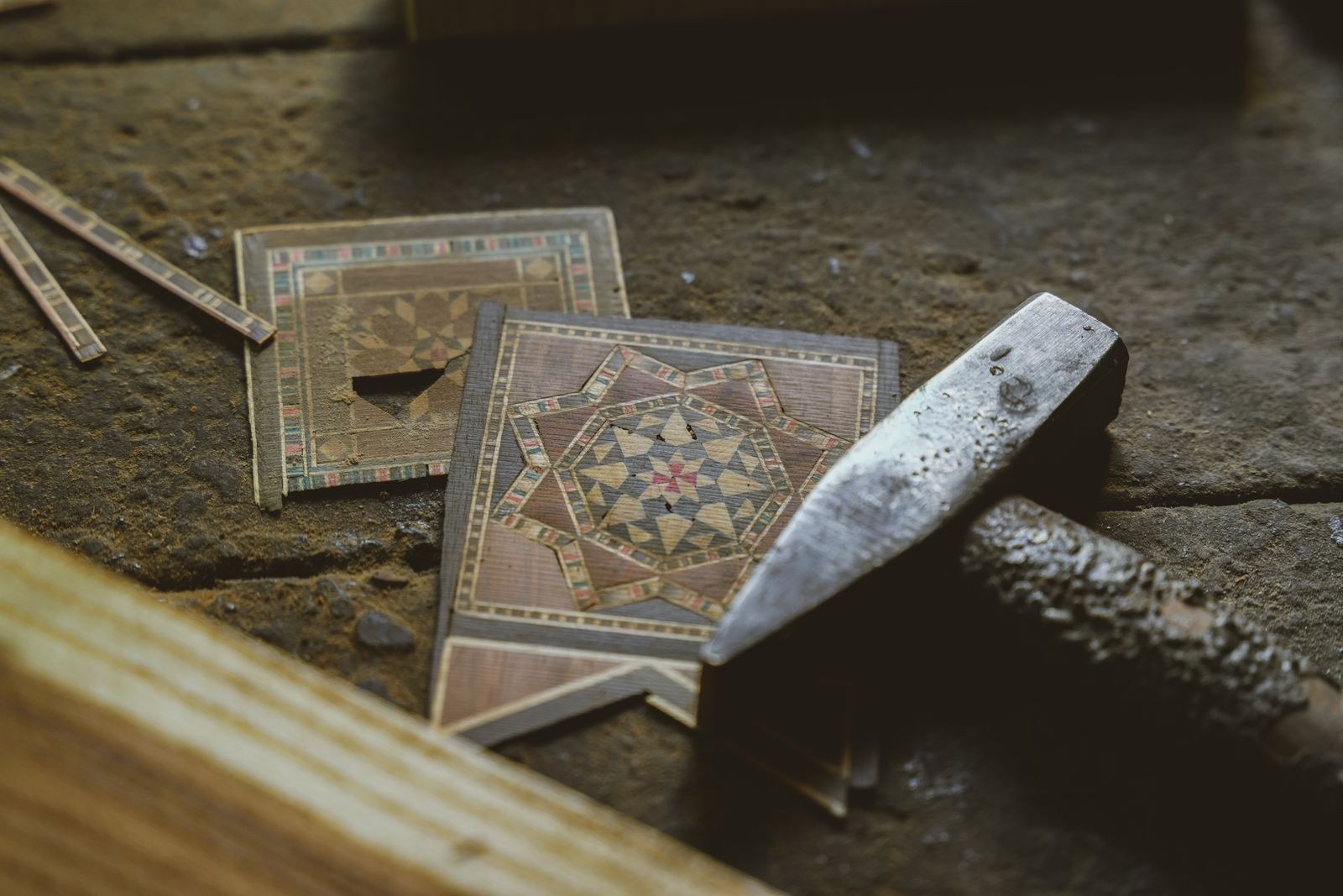 Marquetry and veneering in the UK