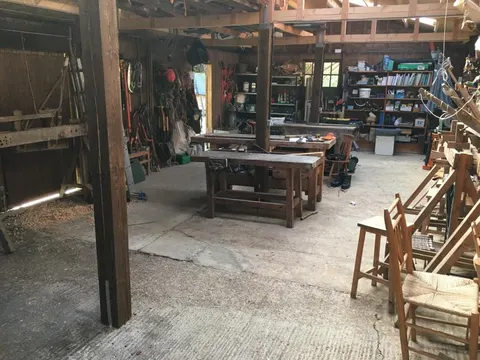Spoon whittling course, photographed by Underwoodsman