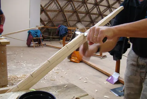 Make A Traditional English Longbow, photographed by Wealddown