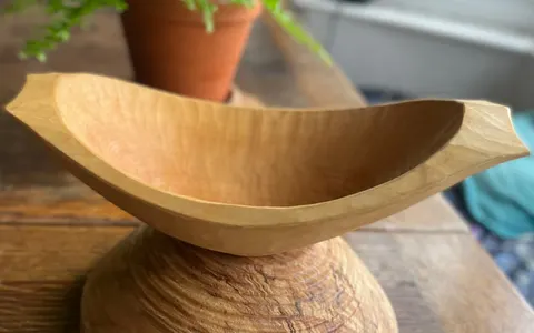 Bowl Carving Course, Full day, photographed by Bristol Tree Craft