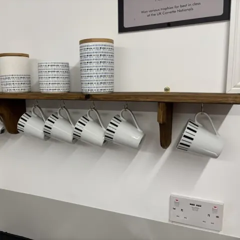 Build a Wall Shelf Class, photographed by Great British Woodshop