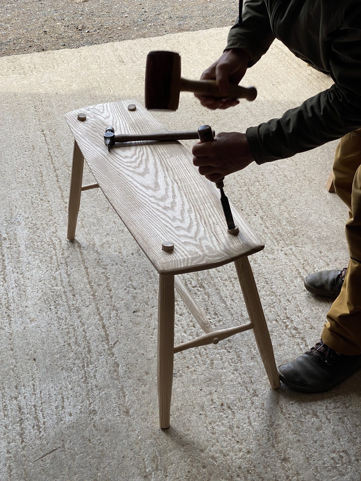 Bench making course, photographed by Ambrosevevers